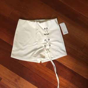 NWT TOBI Skort